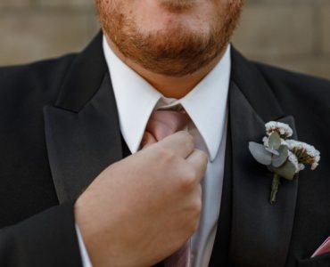 1600598894 5 gold tips for the groom to hit the perfect