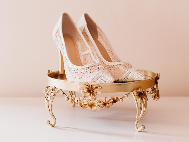 1601526860 8 Gold tips for brides who opt for high heels