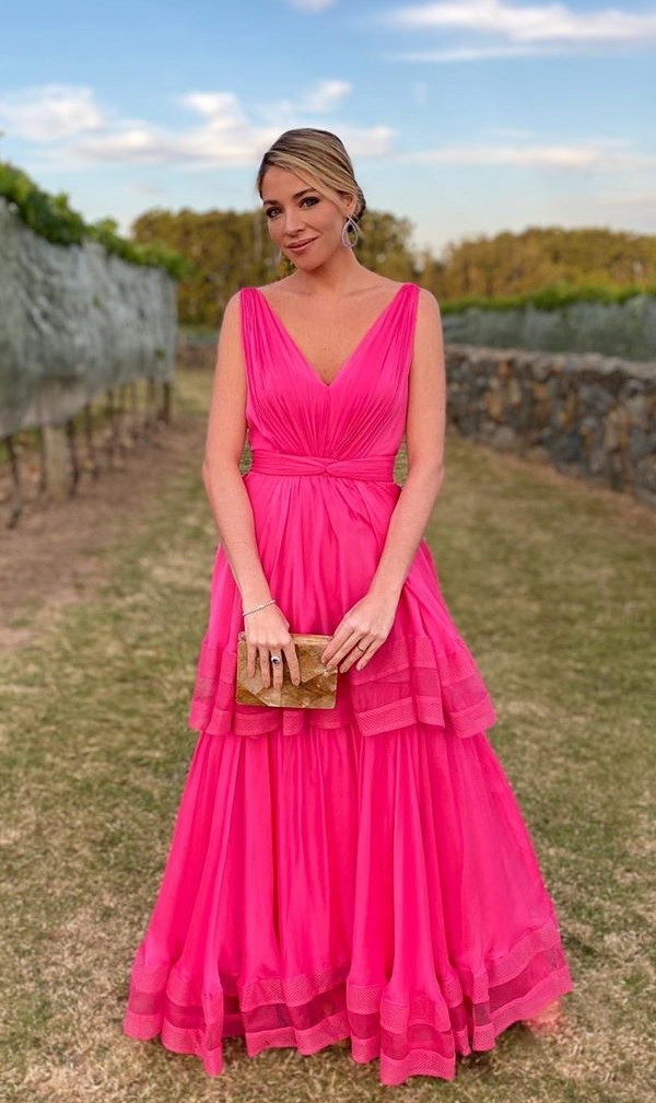 Vestido de festa longo pink para madrinha de casamento, Luma Costa