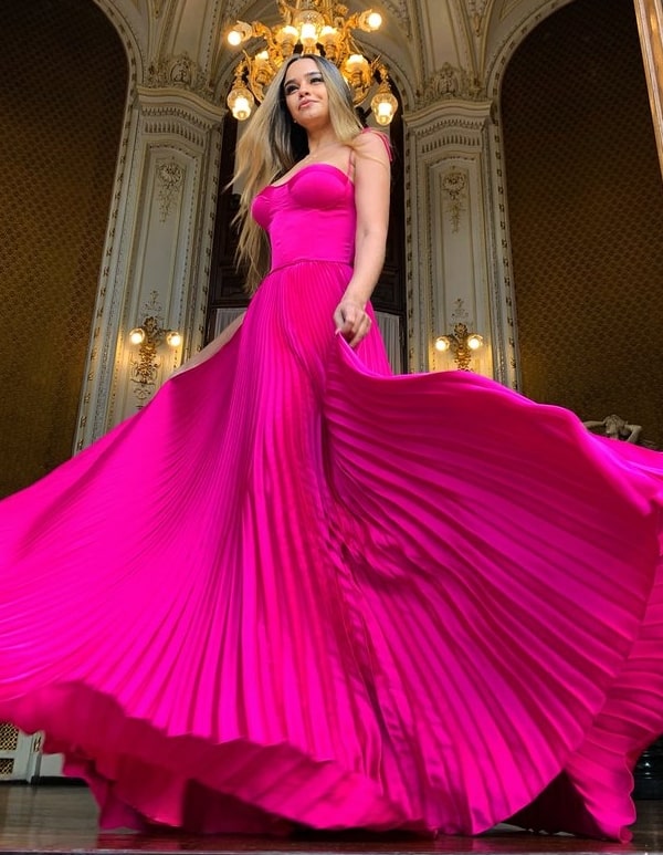 vestido de festa longo pink plissado