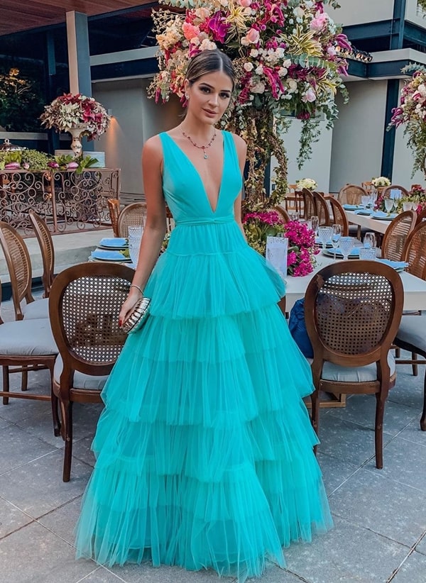 Thassia Naves dress for bridesmaid in the countryside