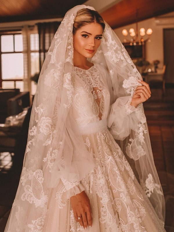 The Thassia Naves wedding dress