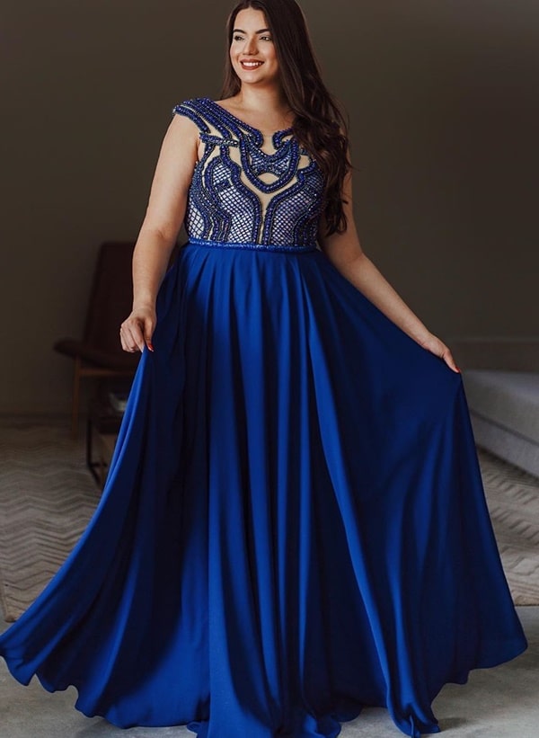 Long plus size zul royal dress with fluid skirt and embroidered top