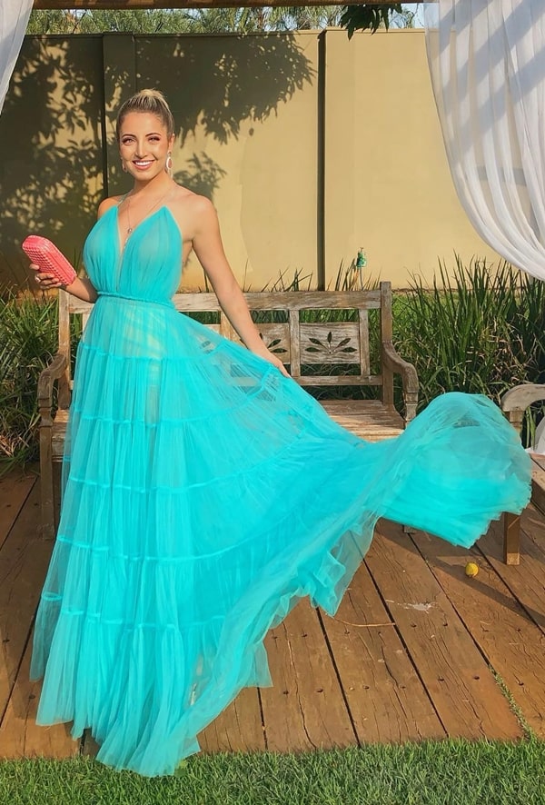 long blue tiffany dress for beach wedding