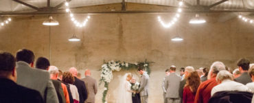 5 tips to choose an officiant if you are