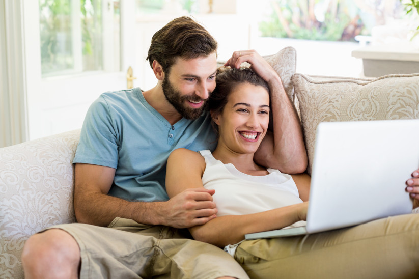 Best Google Search Terms for Every Engaged Couple