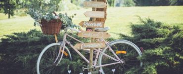 Bicycles an essential decoration for your country wedding