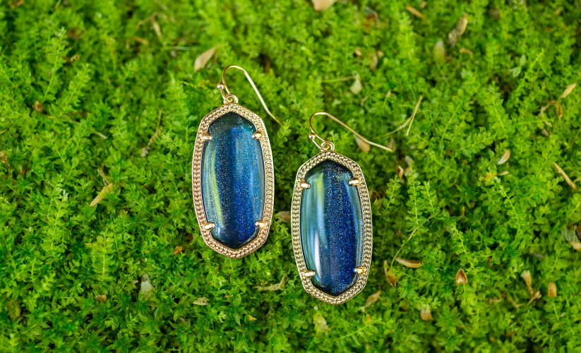 The 15 best Something Blue earrings for your wedding