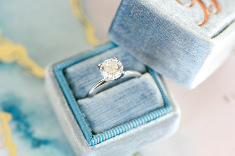 11 Classic Engagement Rings That Exude Elegance