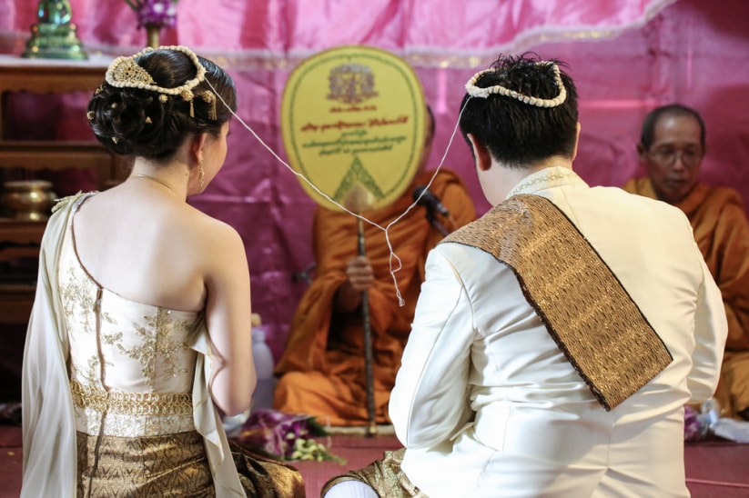 Thai marriage respect and honor of traditions