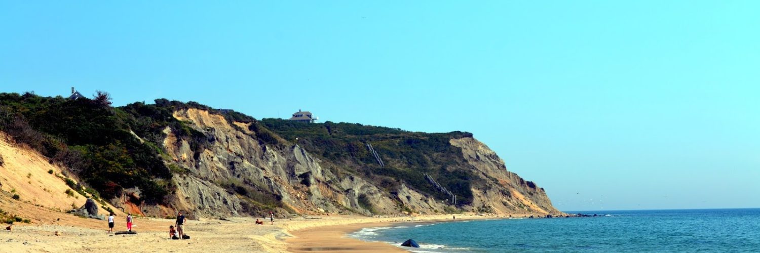 Are Block Island beaches crowded?