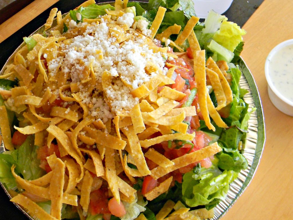 Are Costa Vida salads healthy?