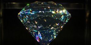 Are Swarovski diamonds real?