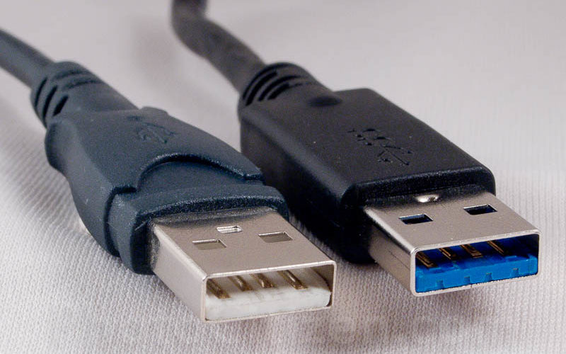 Are USB 2.0 and 3.0 the same size?