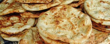 Are chapatis and Rotis the same?