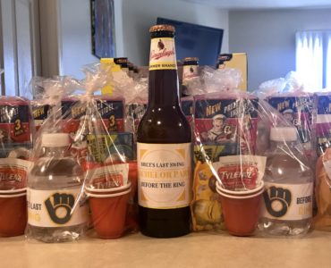 Are gifts given at bachelor party?