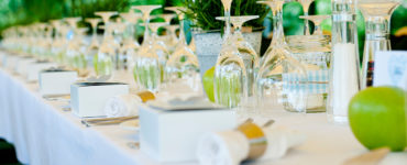 Are wedding favors a waste of money?