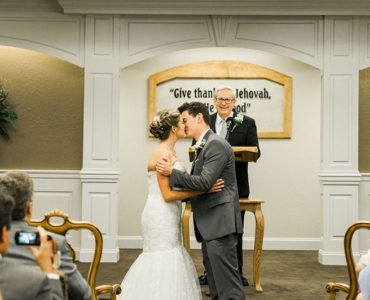 Are witnesses required for marriage in Tennessee?