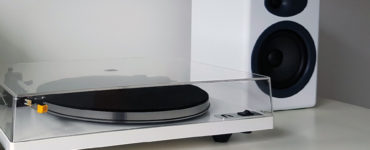 Can I connect my turntable directly to speakers?