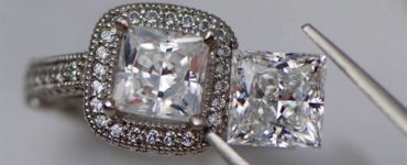 Can a jeweler tell if a diamond is lab created?