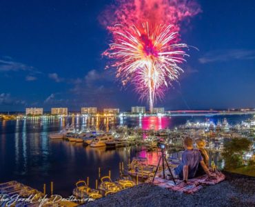 Can you see Destin fireworks from the beach?