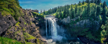 Can you see Snoqualmie Falls without hiking?