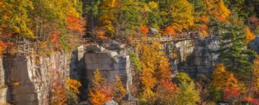 Can you walk around Mohonk Mountain House?