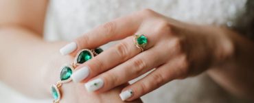 Can you wear an emerald ring everyday?