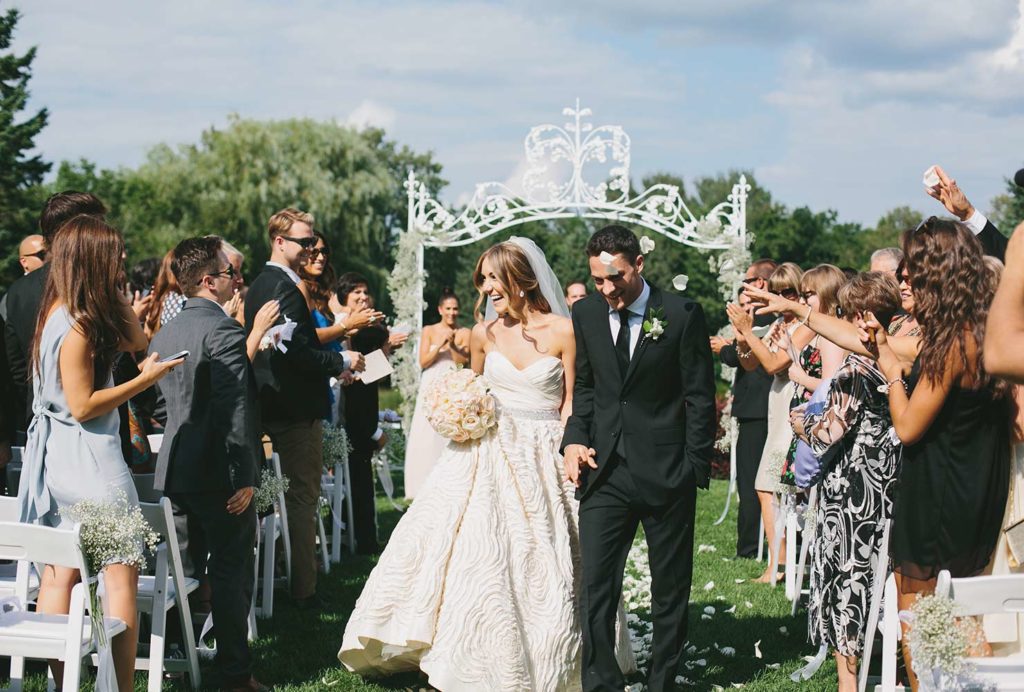 Can you wear heels to a beach wedding?