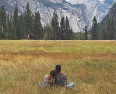 Do I lose my green card if I get divorced?