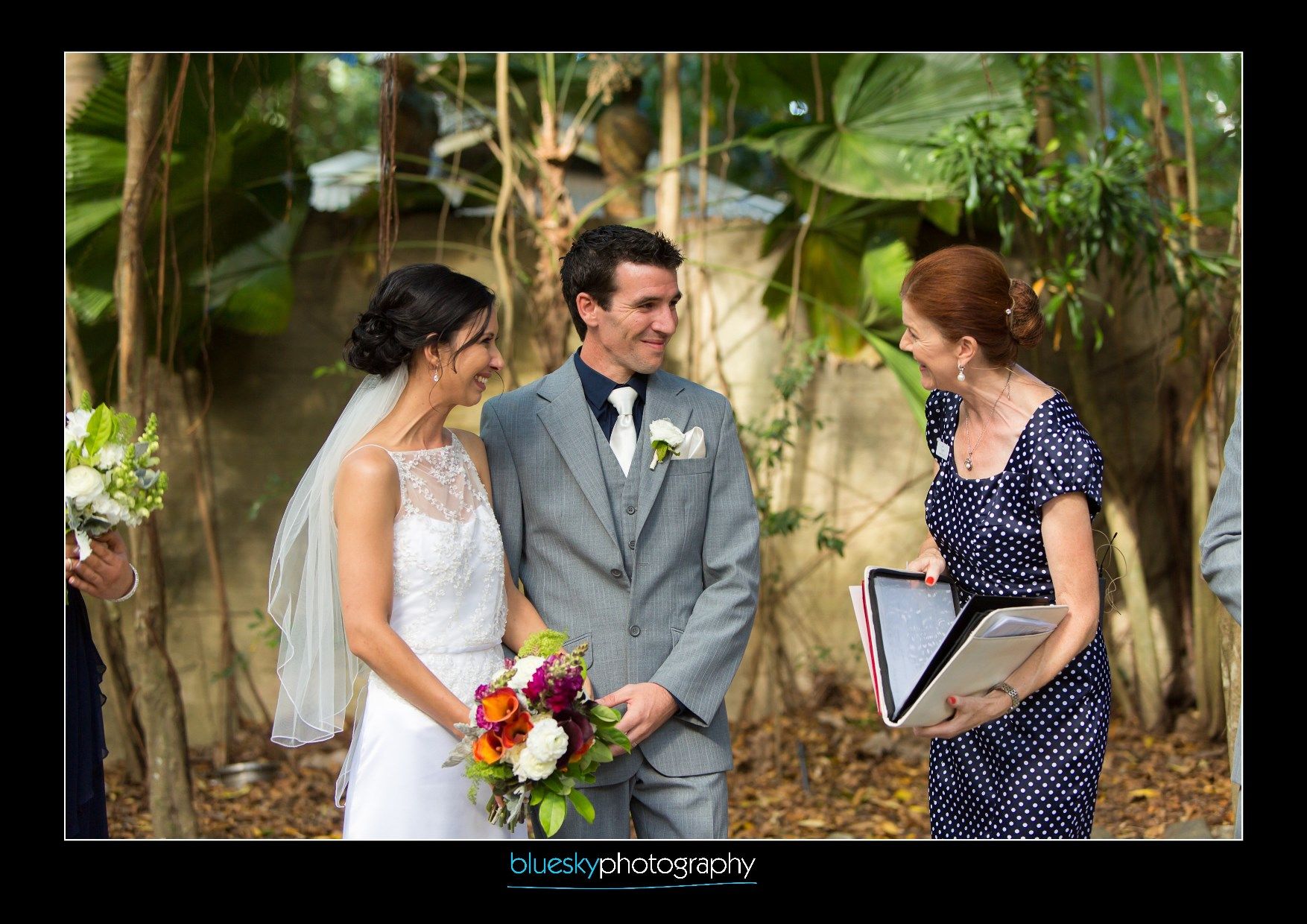 Do dads match the wedding party?
