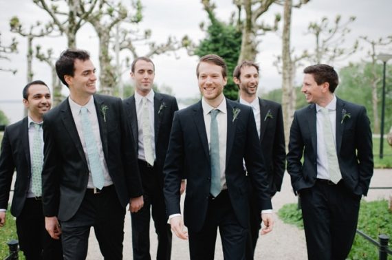 do-groomsmen-pay-for-their-own-suits