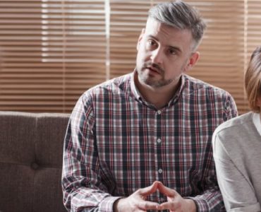 Do marriage counselors ever suggest divorce?