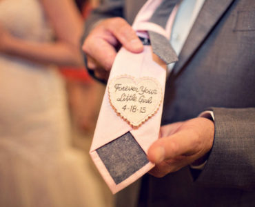 Do parents of the bride give a gift?
