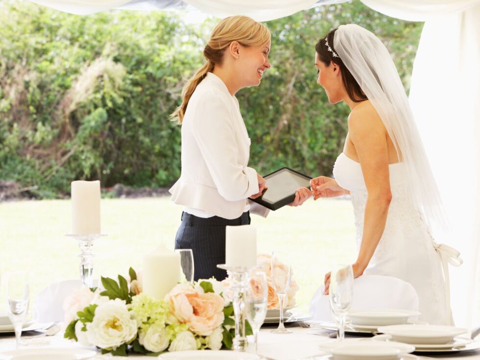 Do wedding planners get paid well?