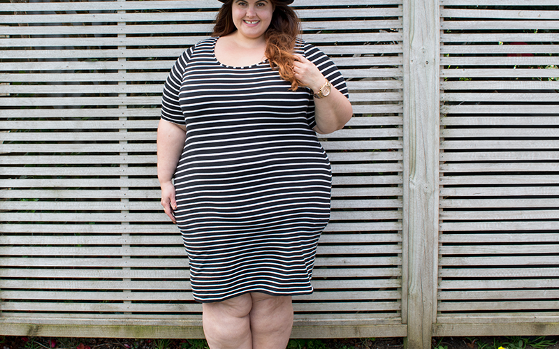 How can I hide my belly in a bodycon dress?