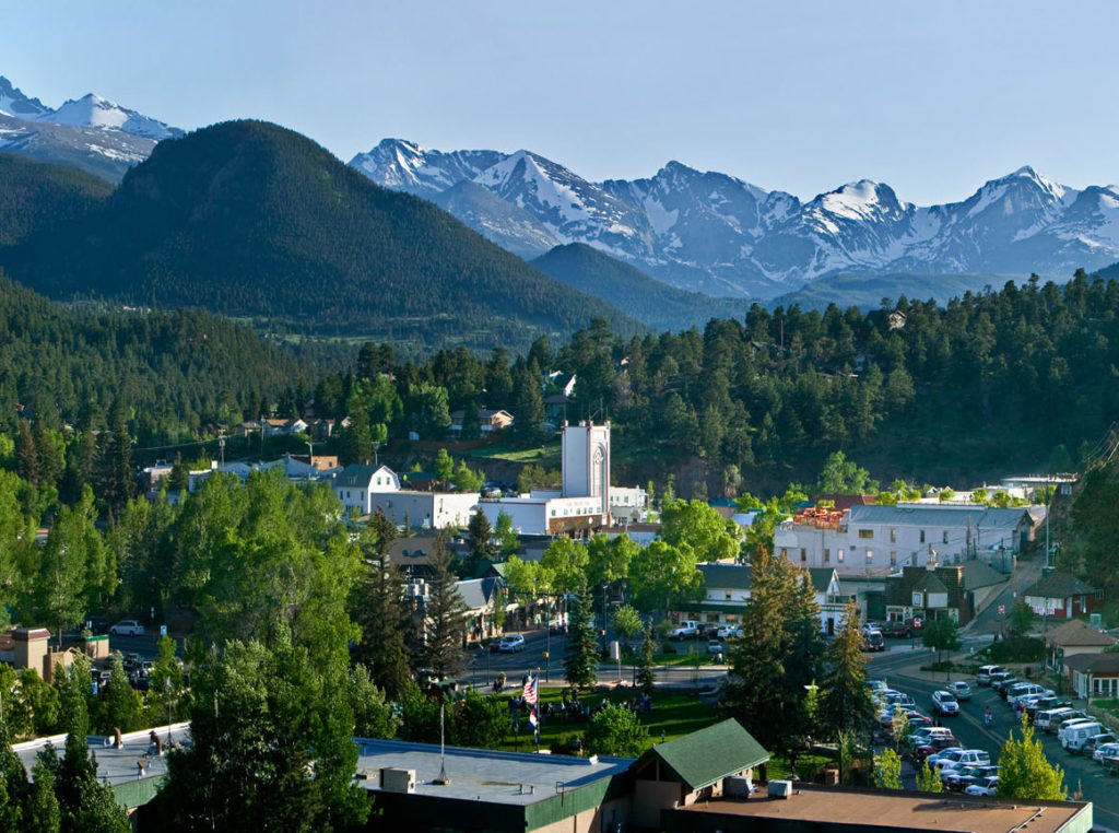 How do I get from Denver Airport to Estes Park?