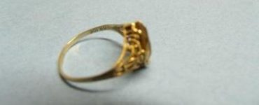 How do I know if my old jewelry is worth anything?