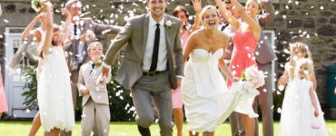 How do you evaluate a wedding venue?