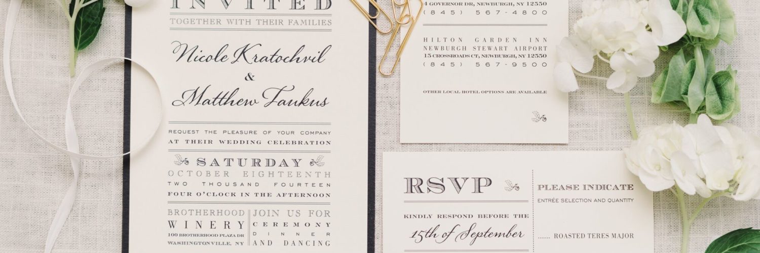 How far in advance should wedding invites be sent out?