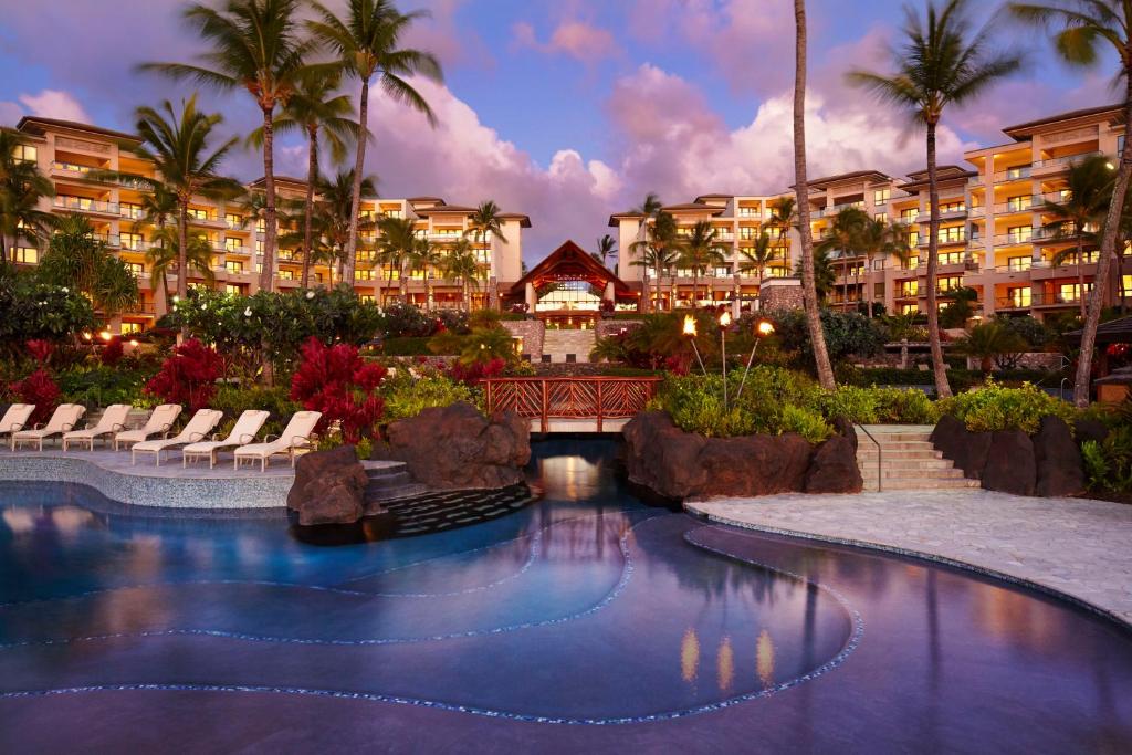 How many rooms does Montage Kapalua have?