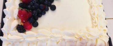 How much does a berry Chantilly cake cost?