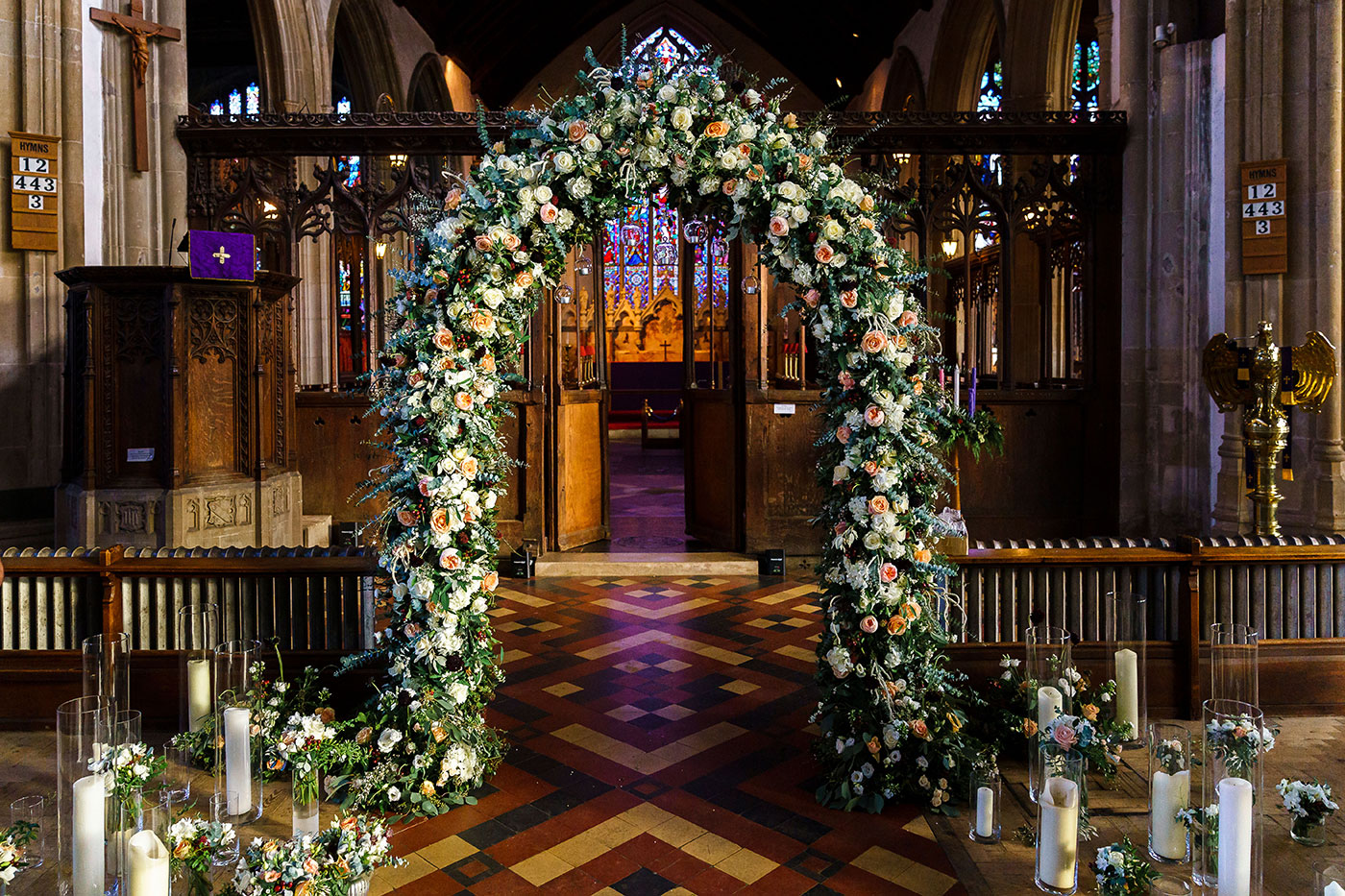 How much does a flower arch cost?