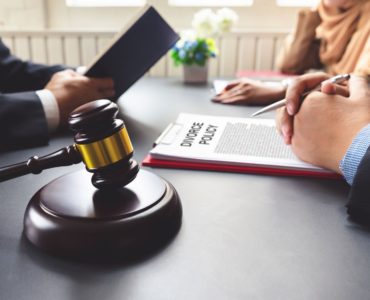 How much does an international divorce cost?