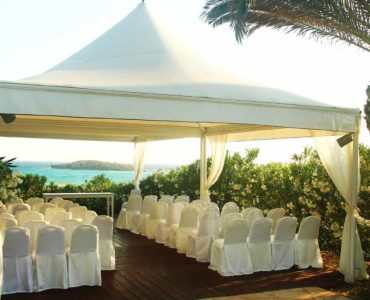 How much is a simple wedding?