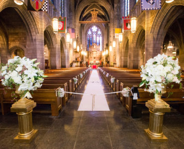 How much is a wedding at Meneruega church?