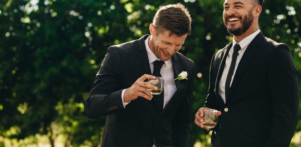 How much should a best man give wedding?