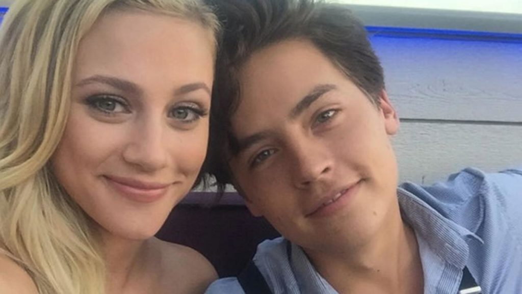 Is Betty and Jughead dating in real life?