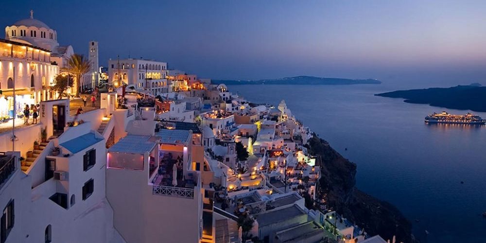 Is Fira the same as Thira?