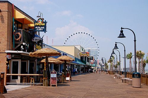 Is Myrtle Beach or outer banks better?